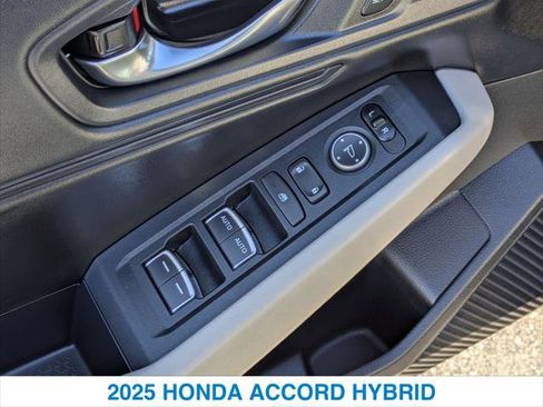 Certified 2025 Honda Accord EX-L image 13
