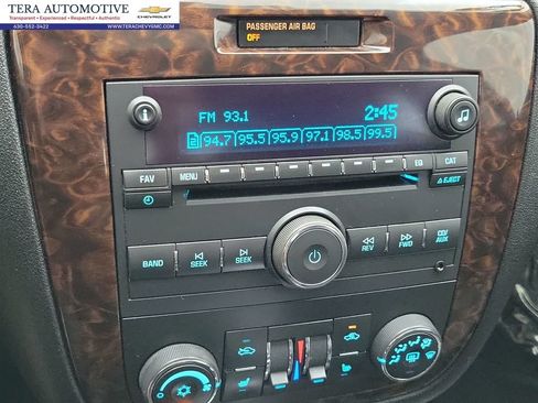 Used 2013 Chevrolet Impala LTZ FWD image 13
