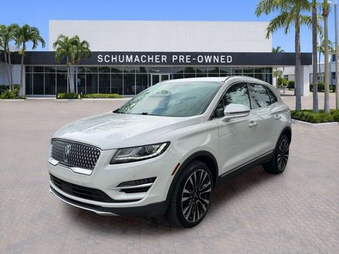 Used 2019 Lincoln MKC Reserve AWD/4WD image 3