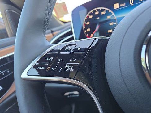 New 2026 Mercedes-Benz E 350 4MATIC Sedan image 20