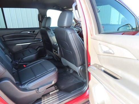Used 2025 Chevrolet Traverse LT w/ Driver Confidence Package AWD/4WD image 27