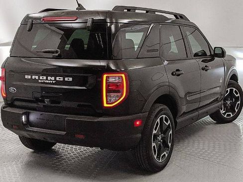 Certified 2024 Ford Bronco Sport Outer Banks w/ Tech Package AWD/4WD image 3