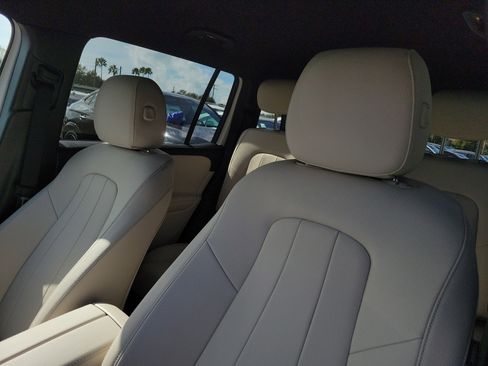 Certified 2025 Mercedes-Benz GLB 250 image 23