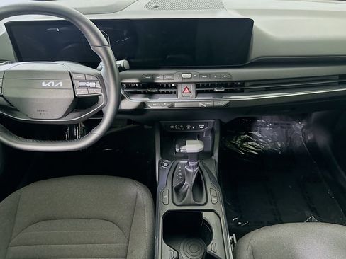Used 2025 Kia K4 EX FWD image 18