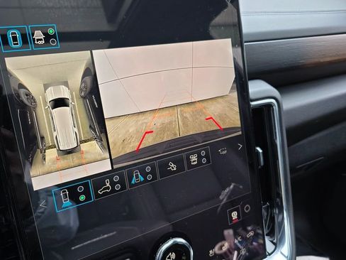 New 2026 GMC Yukon XL Denali w/ Denali Reserve Package image 32