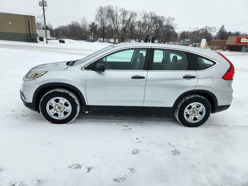 Used 2015 Honda CR-V LX image 2