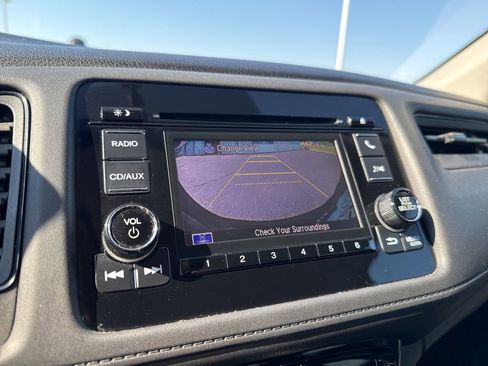 Used 2016 Honda HR-V LX image 21