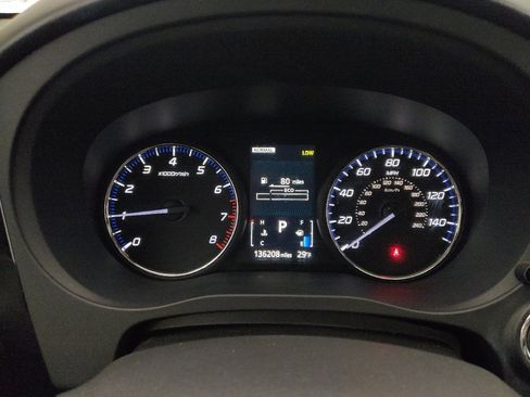 Used 2014 Mitsubishi Outlander GT AWD/4WD image 23