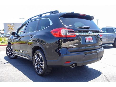 Used 2023 Subaru Ascent Limited AWD/4WD image 8