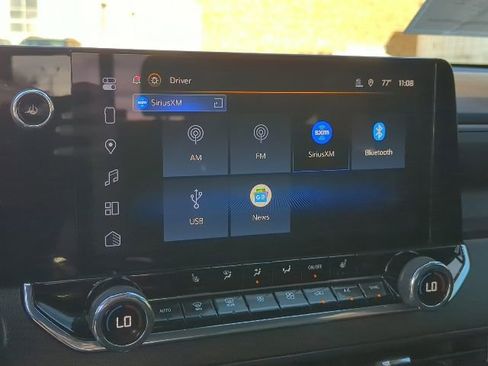 Used 2026 Chevrolet Colorado Trail Boss w/ Midnight Edition image 6