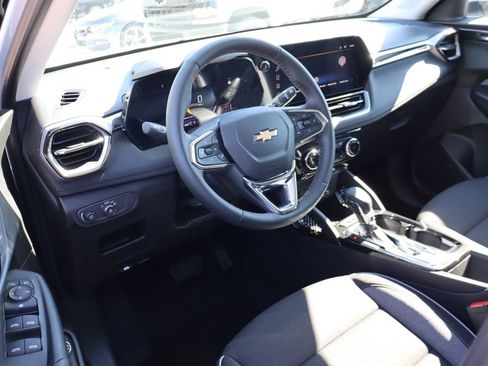New 2026 Chevrolet TrailBlazer LT w/ Convenience Package image 9