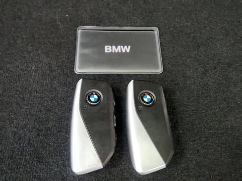 Used 2025 BMW X5 sDrive40i w/ Parking Assistance Package RWD image 82