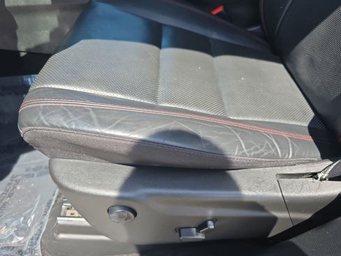 Used 2024 Dodge Durango GT AWD/4WD image 31