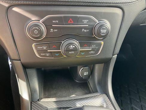 Used 2023 Dodge Charger SXT w/ Plus Group image 11