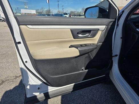 Used 2021 Honda CR-V LX image 9