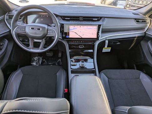 New 2026 Jeep Grand Cherokee Altitude AWD/4WD image 22