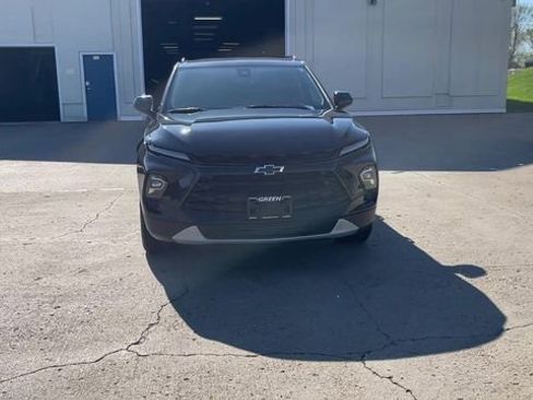 Used 2023 Chevrolet Blazer LT w/ Midnight/Sport Edition FWD image 3