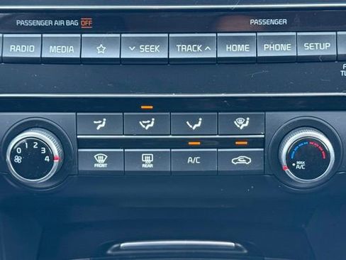 Used 2020 Kia Optima LX FWD image 26