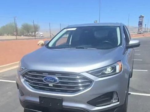 Used 2022 Ford Edge Titanium w/ Equipment Group 301A AWD/4WD image 3
