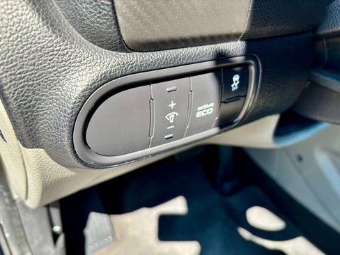 Used 2015 Kia Forte EX FWD image 25