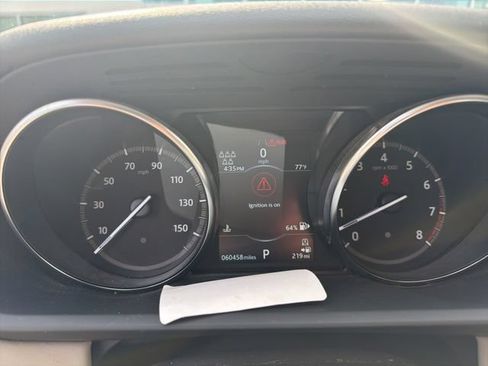 Used 2020 Land Rover Discovery Landmark AWD/4WD image 6