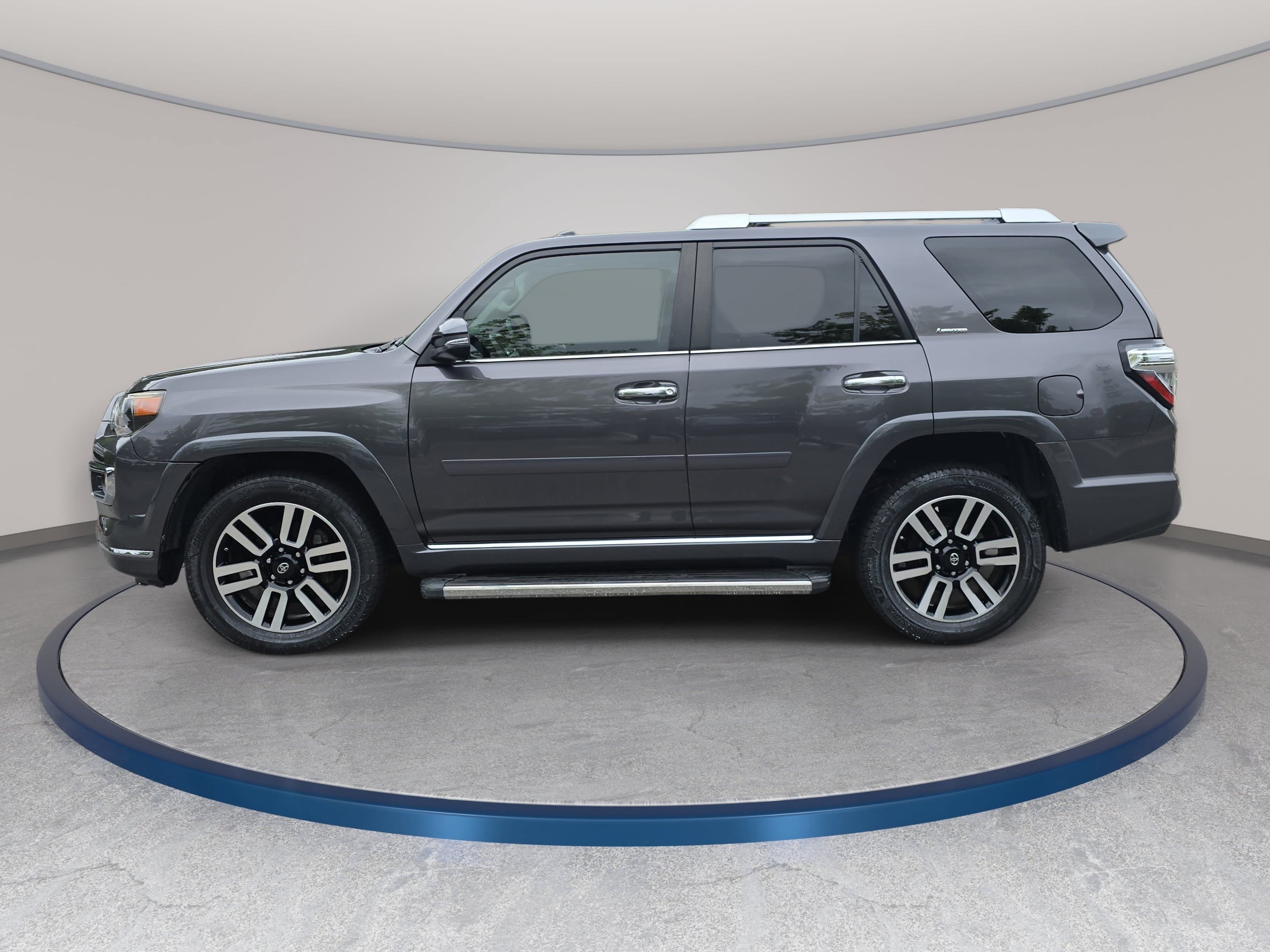 Used 2016 Toyota 4Runner Limited AWD/4WD image 8