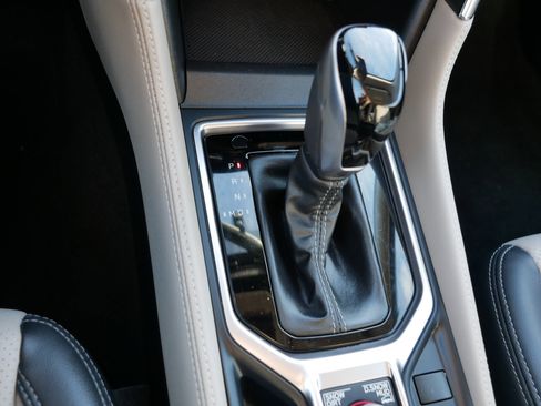 Used 2024 Subaru Forester Limited image 24