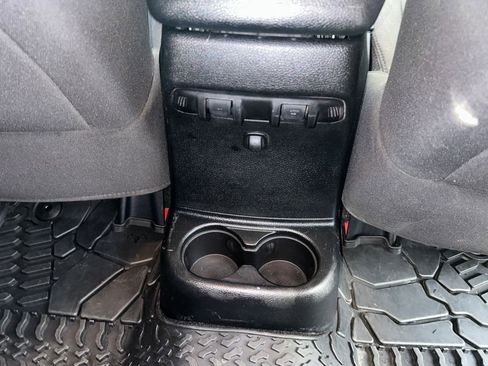 Used 2015 Jeep Wrangler Unlimited Sport w/ Quick Order Package 24S image 40