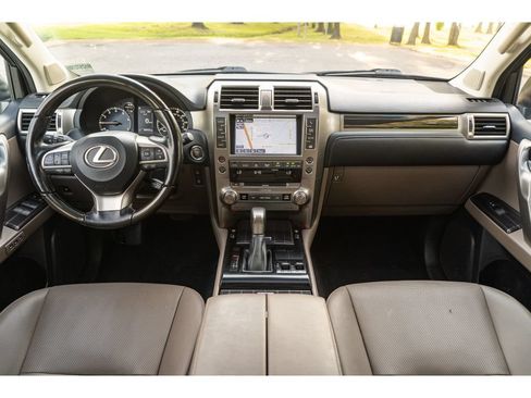 Used 2021 Lexus GX 460 Premium AWD/4WD image 21