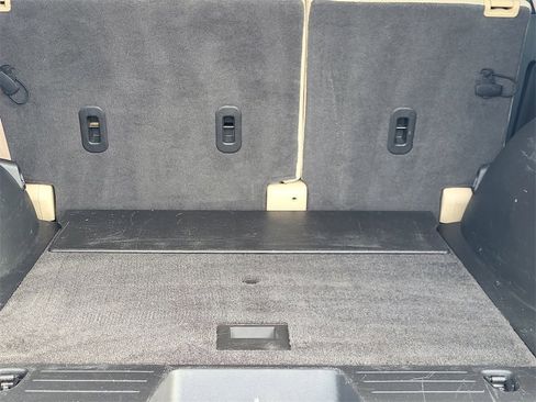 Used 2007 Pontiac Torrent 2WD w/ Preferred Package image 16