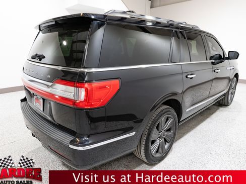 Used 2019 Lincoln Navigator L Reserve image 5