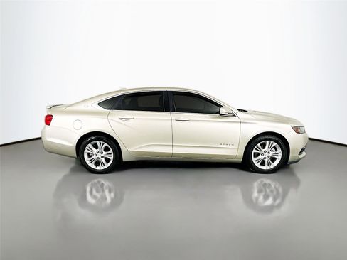 Used 2014 Chevrolet Impala LT w/ Premium Seating Package FWD image 17