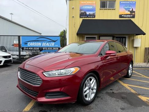 Used 2014 Ford Fusion SE image 3