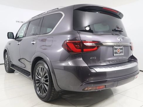 Used 2023 INFINITI QX80 Premium Select w/ All-Season Package image 4
