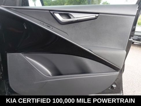 Certified 2025 Kia Niro EX Touring FWD image 30