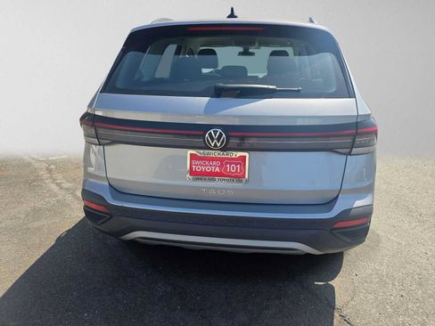 Used 2025 Volkswagen Taos S FWD image 4