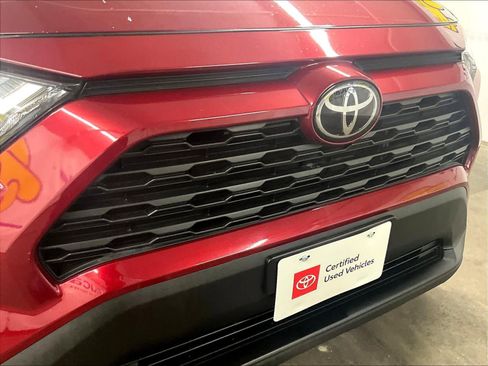 Used 2023 Toyota RAV4 XLE image 31