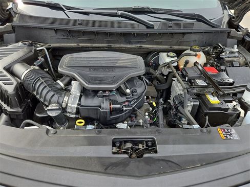 Used 2024 Cadillac XT6 Premium Luxury image 38