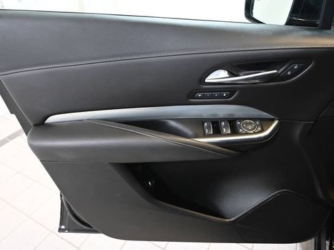 Used 2020 Cadillac XT4 Premium Luxury w/ LPO, Midnight Sport Package AWD/4WD image 23