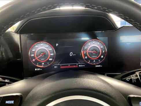 Certified 2023 Hyundai Elantra Limited FWD image 25