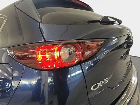Used 2021 MAZDA CX-5 Touring w/ Touring Preferred SV Package FWD image 33
