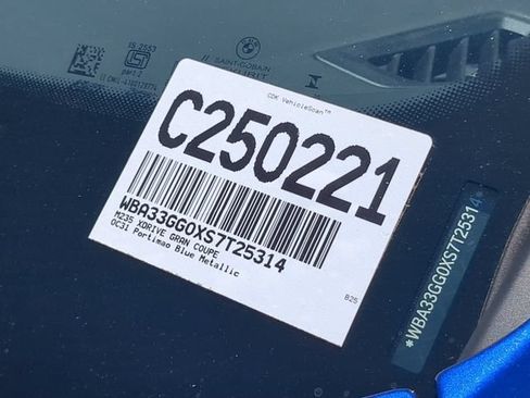 Used 2025 BMW M235i xDrive AWD/4WD image 23