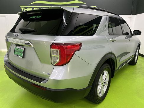 Used 2020 Ford Explorer XLT image 10