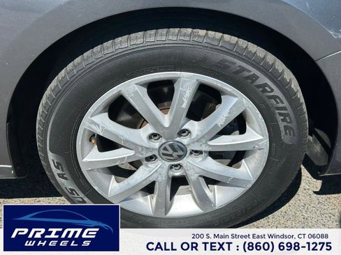 Used 2014 Volkswagen Jetta SE image 25