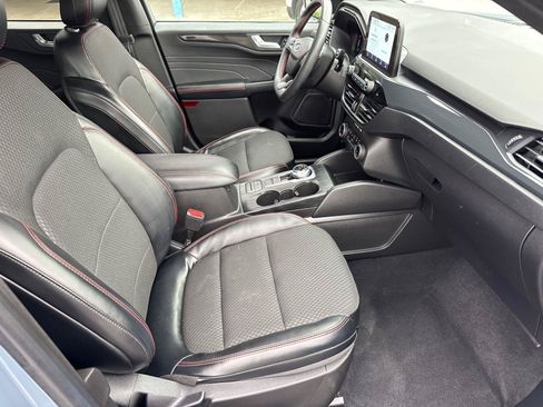 Used 2023 Ford Escape ST-Line w/ Equipment Group 301A FWD image 17