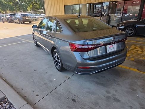 Used 2025 Volkswagen Jetta S FWD image 8