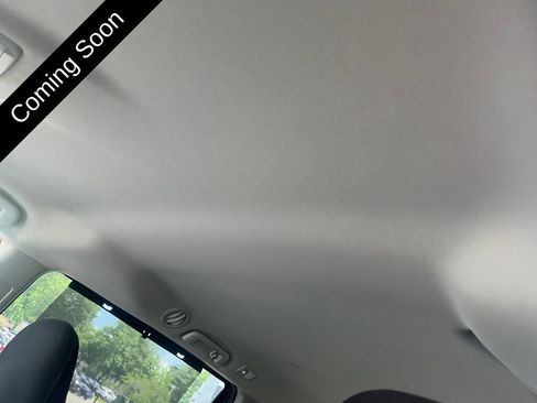 Used 2020 Toyota Sienna LE FWD image 12