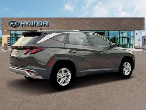 Used 2026 Hyundai Tucson SE AWD/4WD image 8