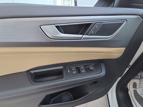 New 2026 Volkswagen Atlas Cross Sport SE AWD/4WD image 19