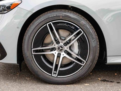 New 2026 Mercedes-Benz E 350 4MATIC Sedan image 9